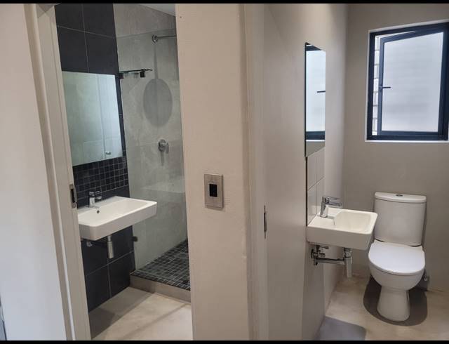 1 BEDROOM FLAT TO LET IN MORNINGSIDE